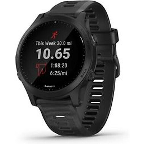 Garmin Forerunner 945 zwart met een zwarte siliconen polsband